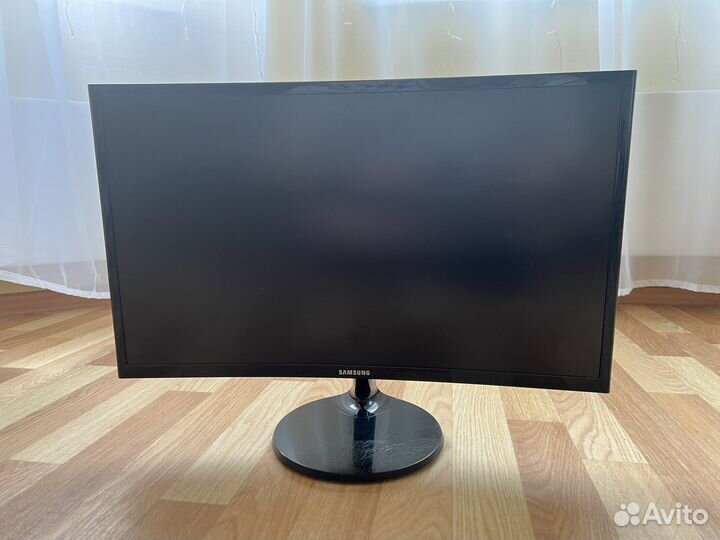 Монитор Samsung 23.5