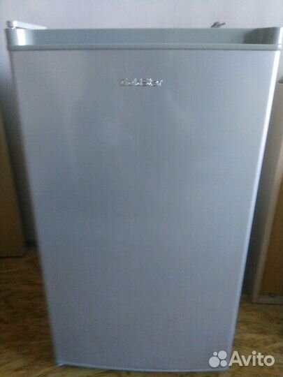 Минихолодильник с морозильной бу
