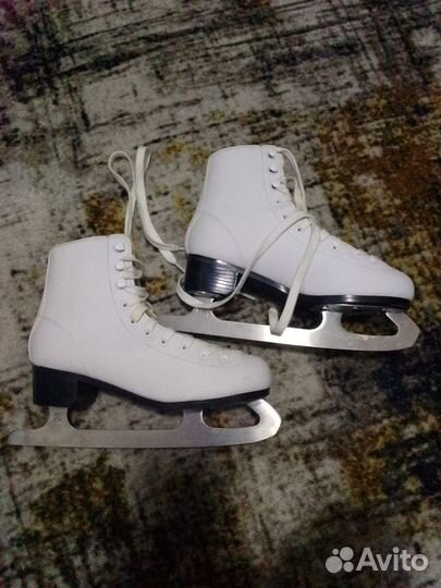 Коньки фигурные 36 37 размер