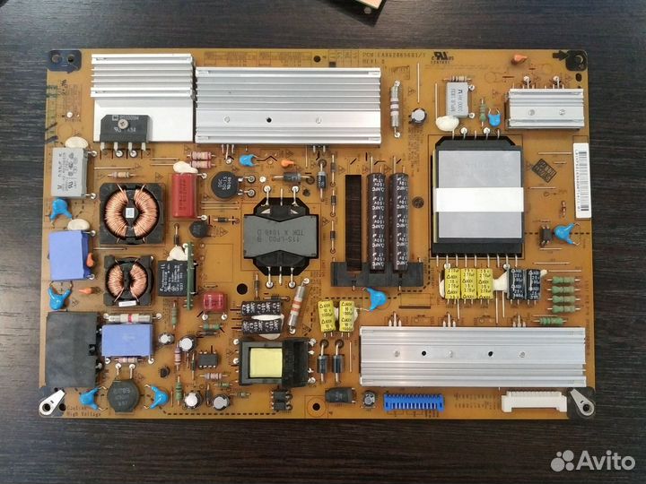 Блок питания тв PCB:EAX62865601/7 rev1.0