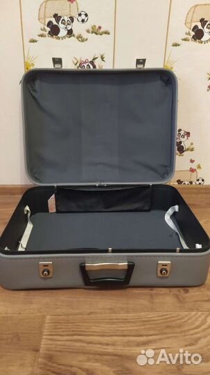 Чемоданы времен СССР