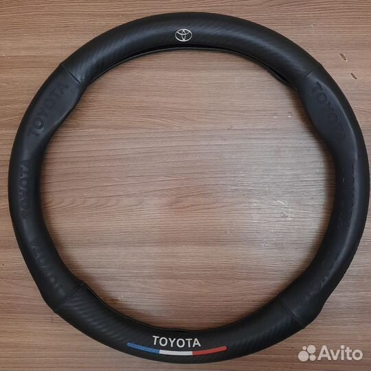 Оплëтка на руль Toyota чехол на руль 37-39 см