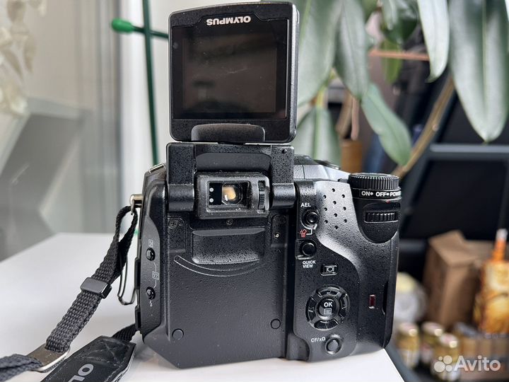 Фотоаппарат Olympus C-5060 Wide Zoom