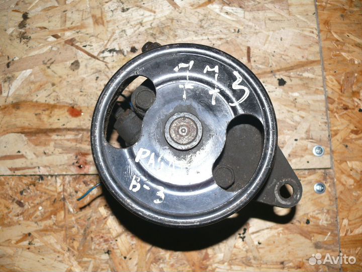 Насос гур Volkswagen Passat B-3 1,8 л ABS