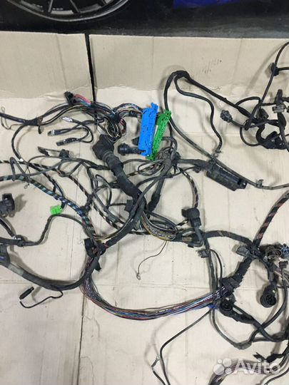 Электропроводка подкапотная Mercedes-Benz W140