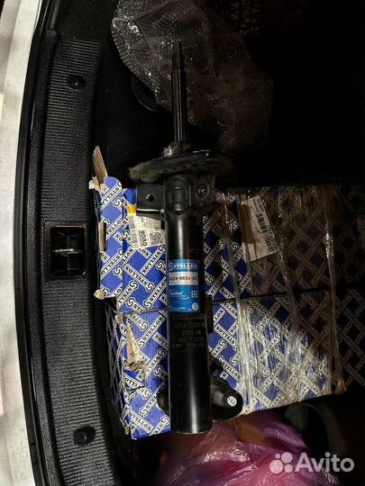 Передние стойки mercedes w204