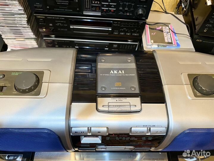 Музыкальный центр akai AJ-C050PW