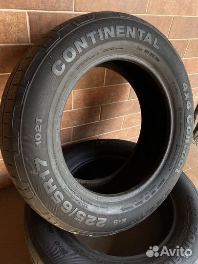 Continental Conti4x4Contact 225/65 R17