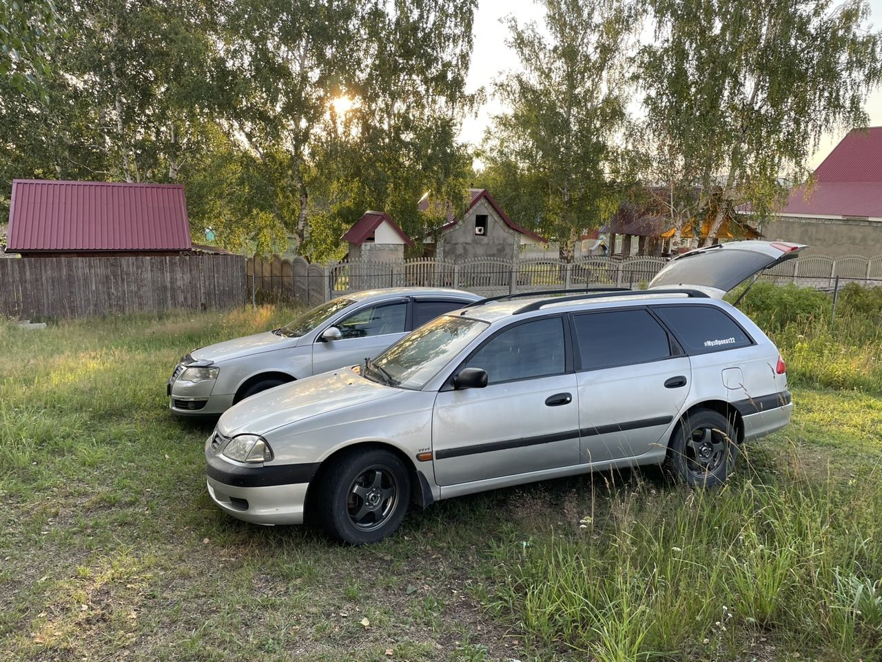 Toyota Avensis: фото владельца
