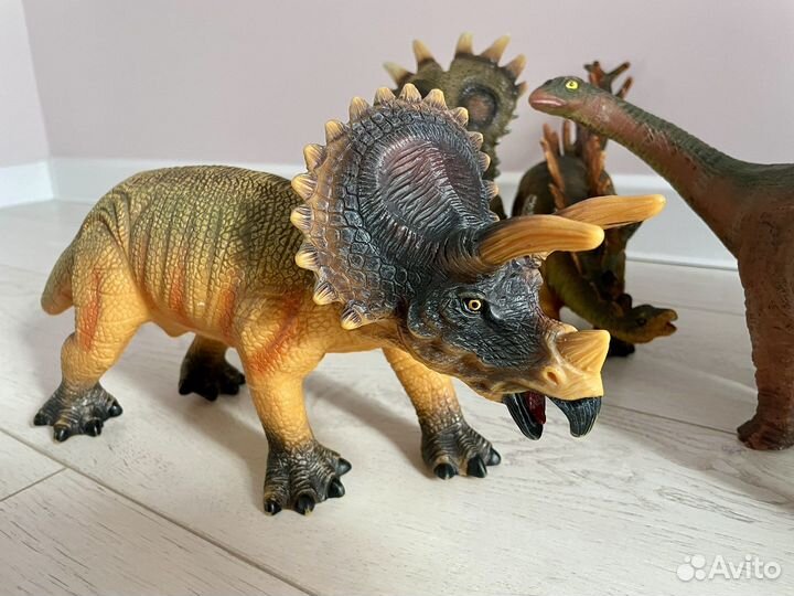 Динозавры (7шт)
