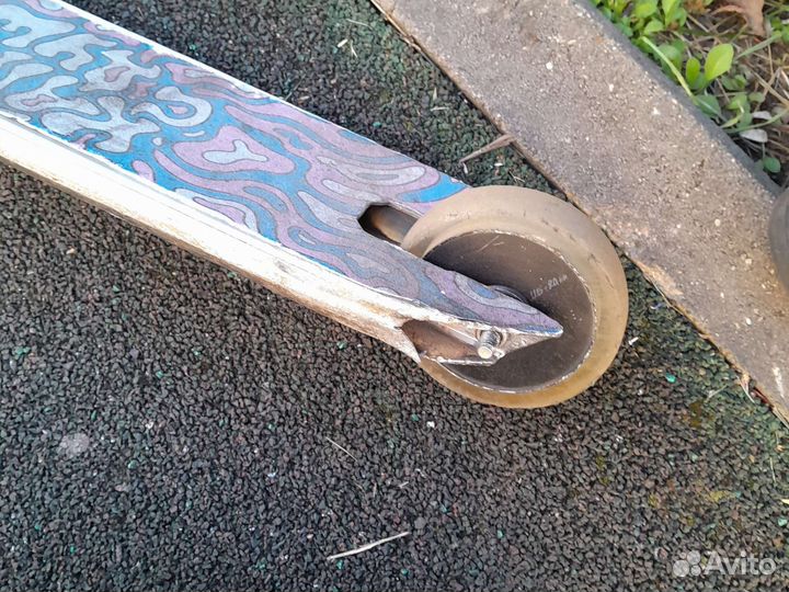 Трюковой самокат oxelo