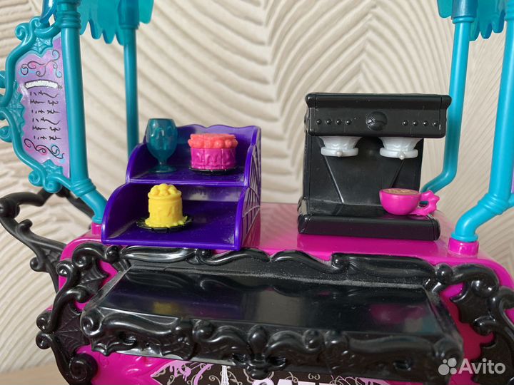 Мебель для кукол монстер хай