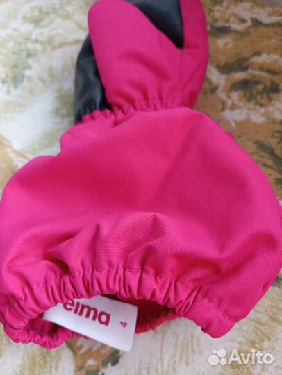 Шапка и варежки Рейма