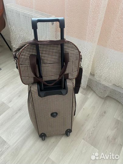 Сумка дорожна, чемодан, сумка спортивная