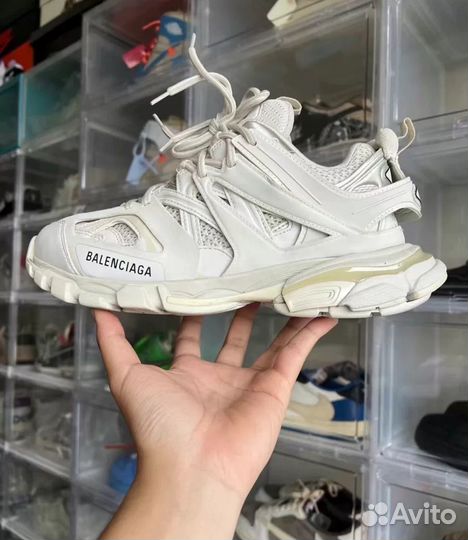 Balenciaga track