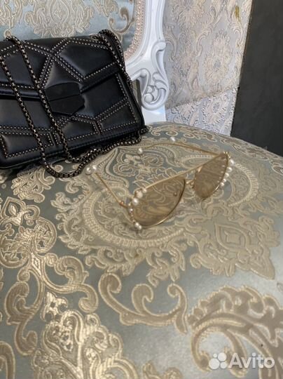 Солнцезащитные очки