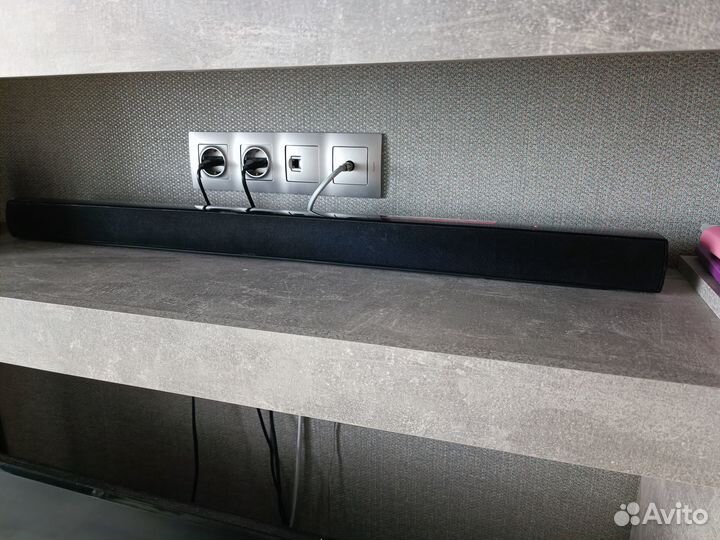 Акустическая колонка и буфер