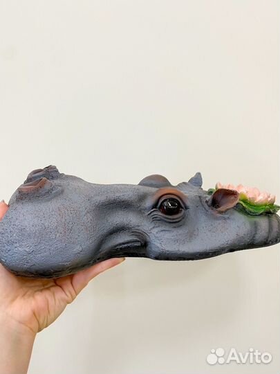 Бегемот фигурка для сада