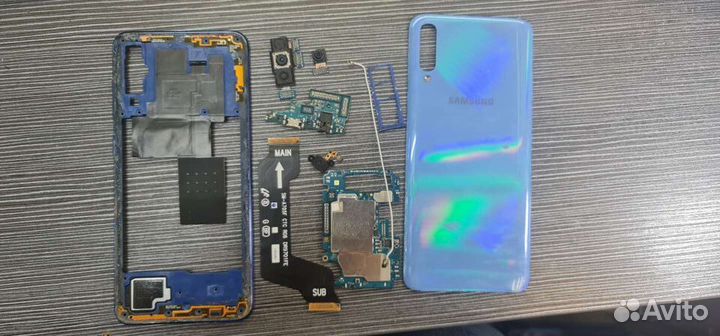 Samsung A70 разбор