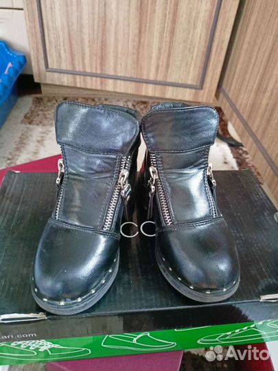 Ботинки для девочки демисезон