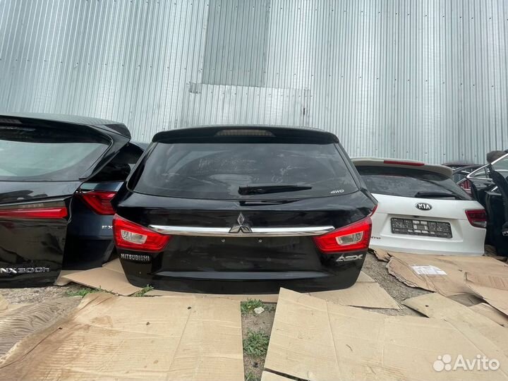 Крышка багажника Митсубиси асх