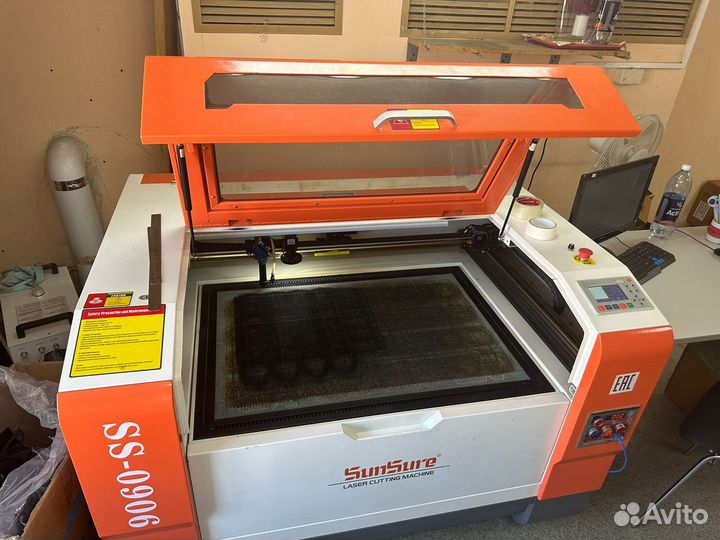 Машина для лазерного раскроя Sunsure SS-9060