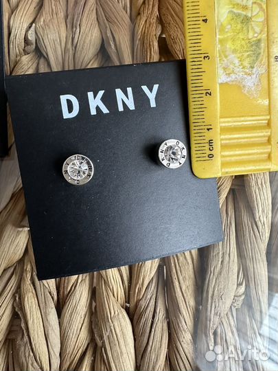 Серьги dkny новые