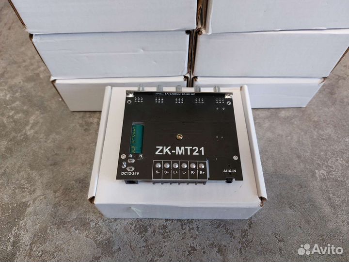 Стерео усилитель ZK-MT21, 2.1, 2х50 Вт + 100 Вт