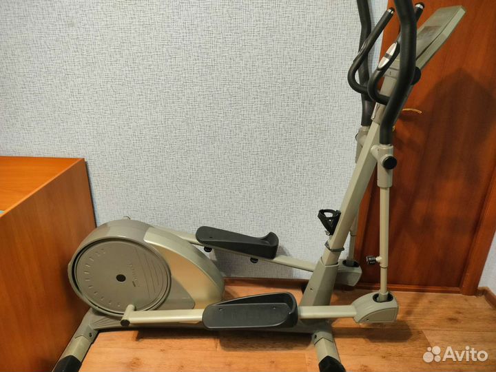 Элипсоидный тренажер torneo