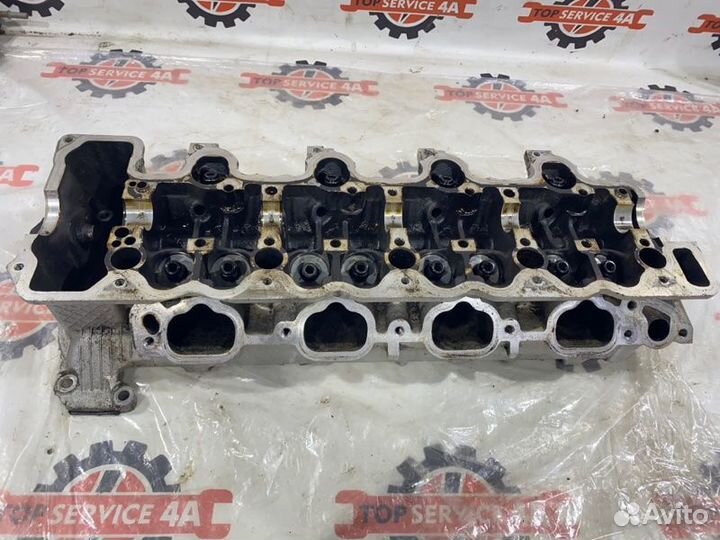 Головка блока цилиндров правая Mercedes-Benz