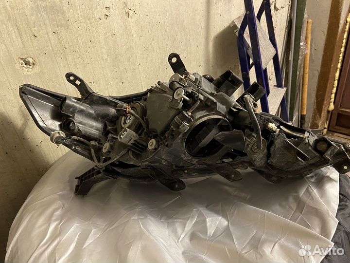 Фара Toyota prado 150