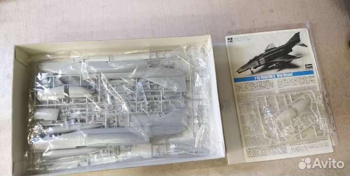 Модель самолета 1:48