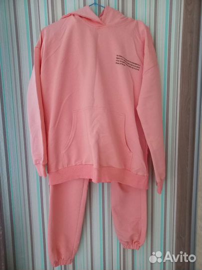 Костюм спортивный