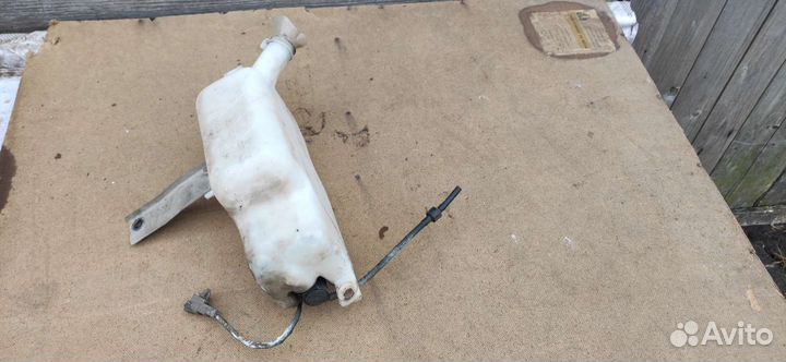 Бачок омывателя на Hyundai HD 78/72/65