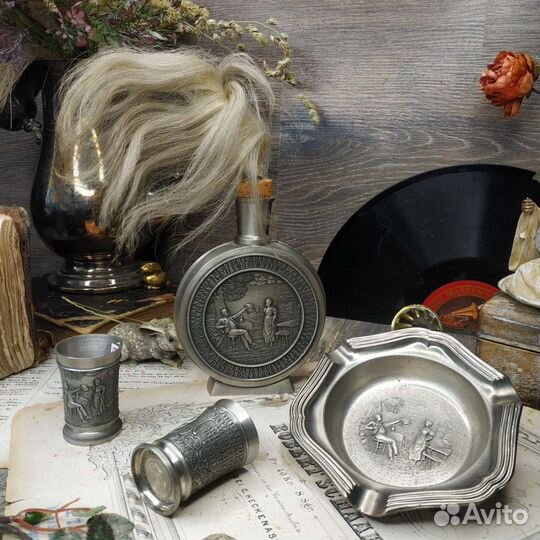 Антиквариат из Европы. Подарочный набор, олово
