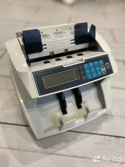 Счетчик банкнот мультивалютный Merkury C4