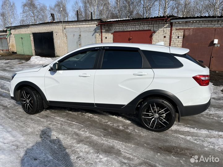 LADA Vesta 1.6 CVT, 2022, 12 000 км