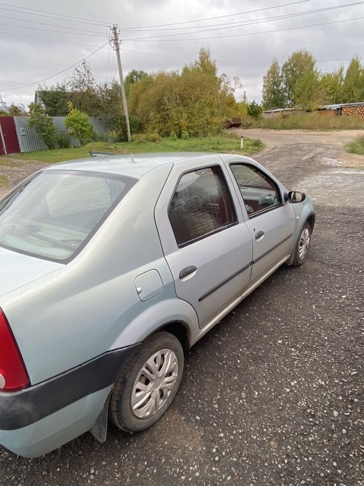 Renault Logan: фото владельца