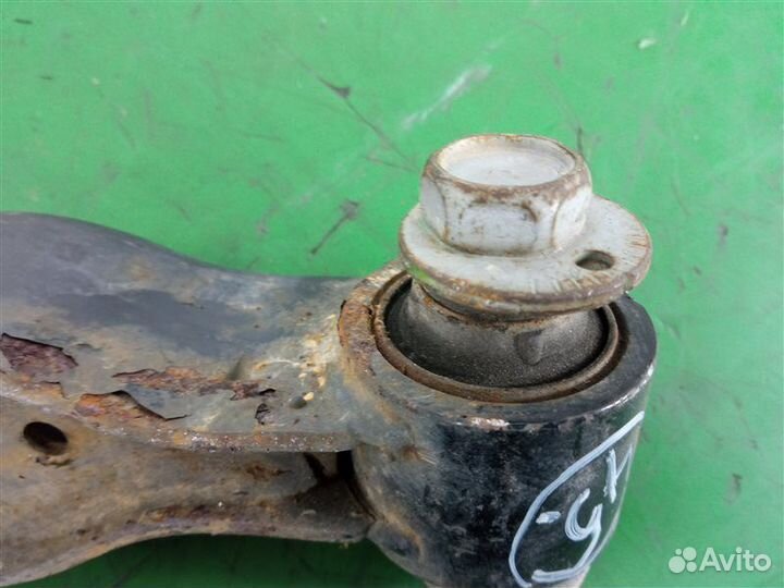 Рычаг подвески задний правый Nissan X-Trail NT31