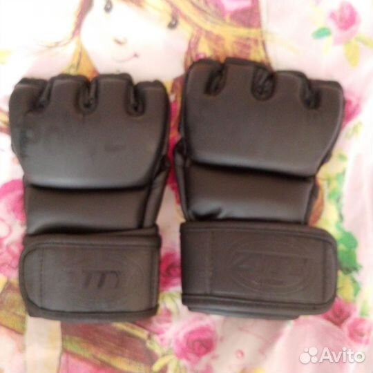 Перчатки для каратэ