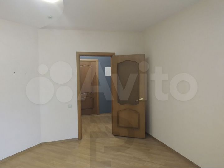 2-к. квартира, 54 м², 10/12 эт.