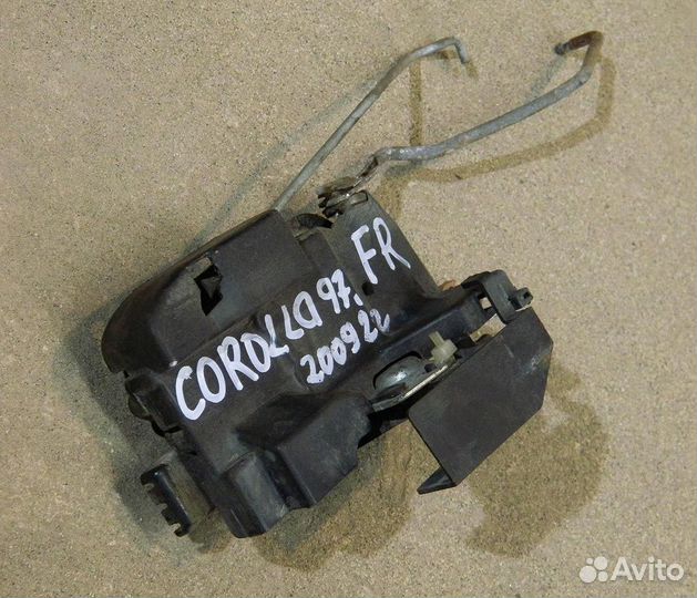 Замок двери передней правой Corolla Е110