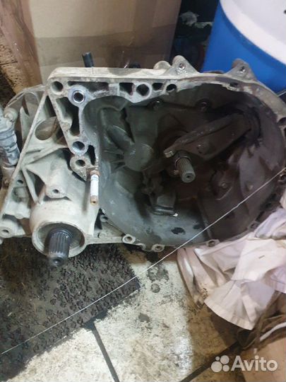 Продам кпп логан