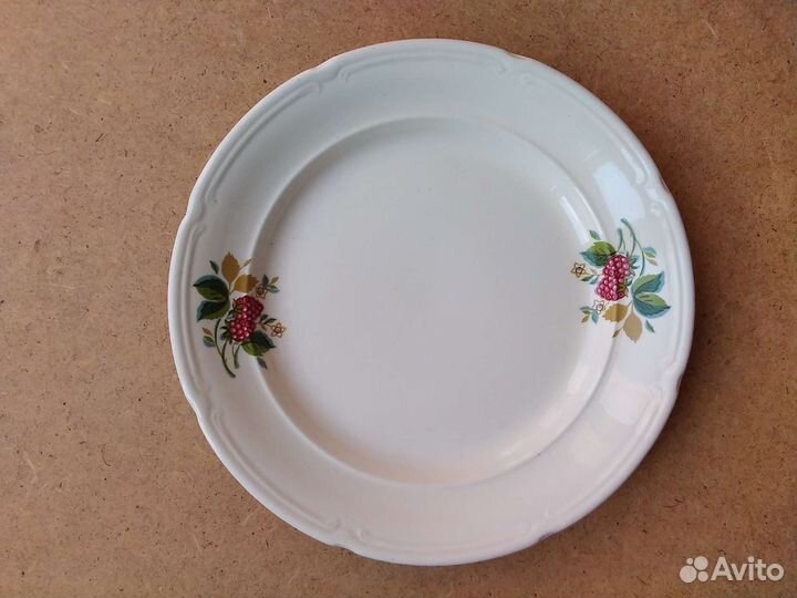 Советский фарфор новые тарелки Дулево, зик