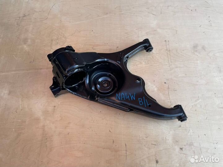 Рычаг задний левый Mitsubishi Grandis NA4W