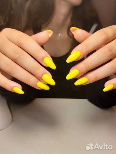 Маникюр, педикюр,гель -лак