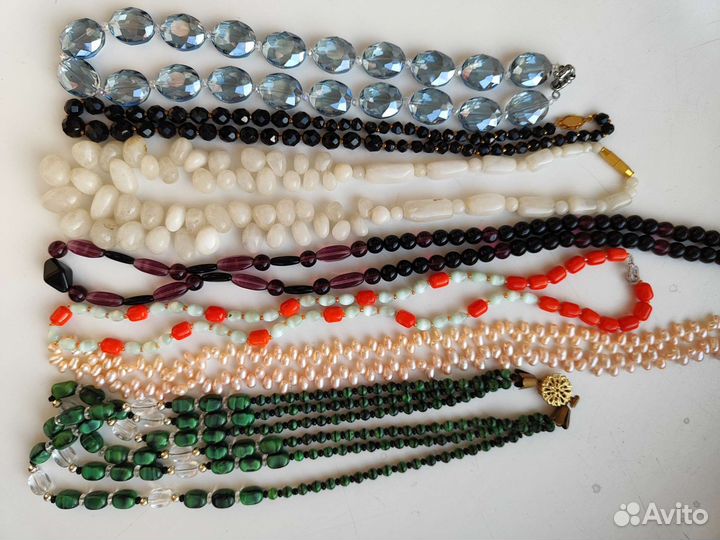 Бусы раритет, броши