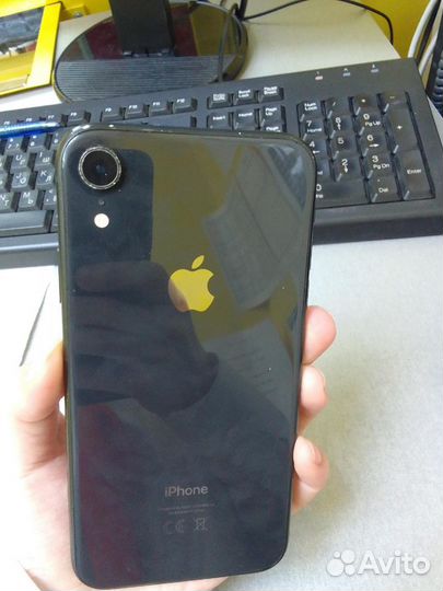 iPhone Xr, 128 ГБ