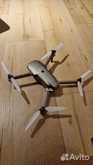 Квадрокоптер dji mavic pro platinum