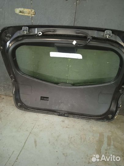 Крышка багажника Мазда 3 BL хетчбэк